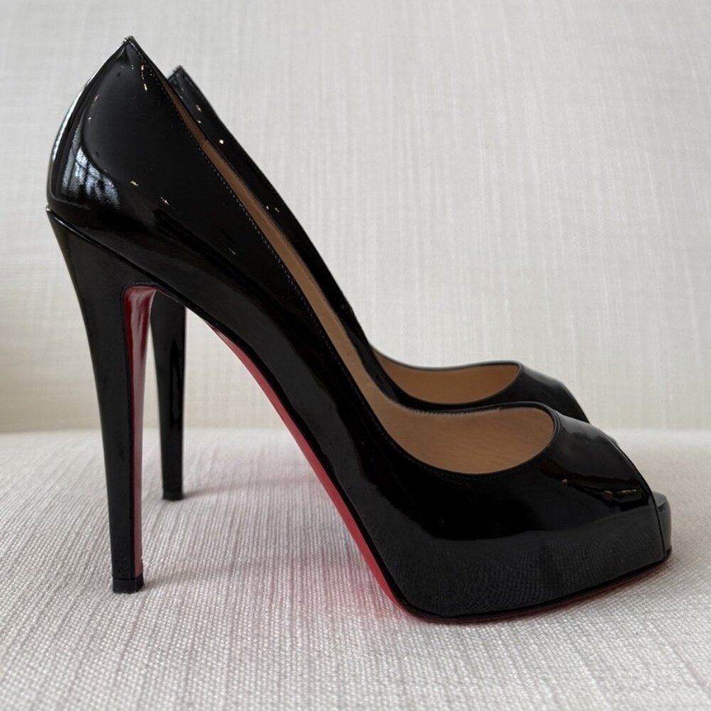 Christian Louboutin Very Prive 120 Black Patent Leather Heels